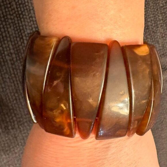 Wide Tortoise Shell Cuff Bracelet Stretchy Boho Statement Brown Bohemian - Picture 1 of 5